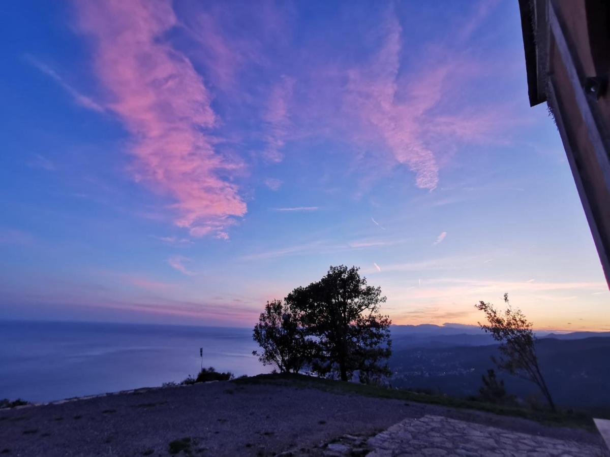 Itaca Hotel Varazze Buitenkant foto